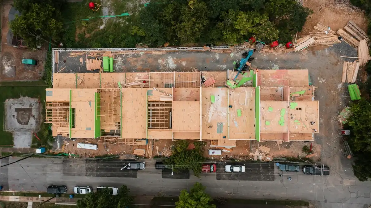 Florida contractor performing adu builders construction work