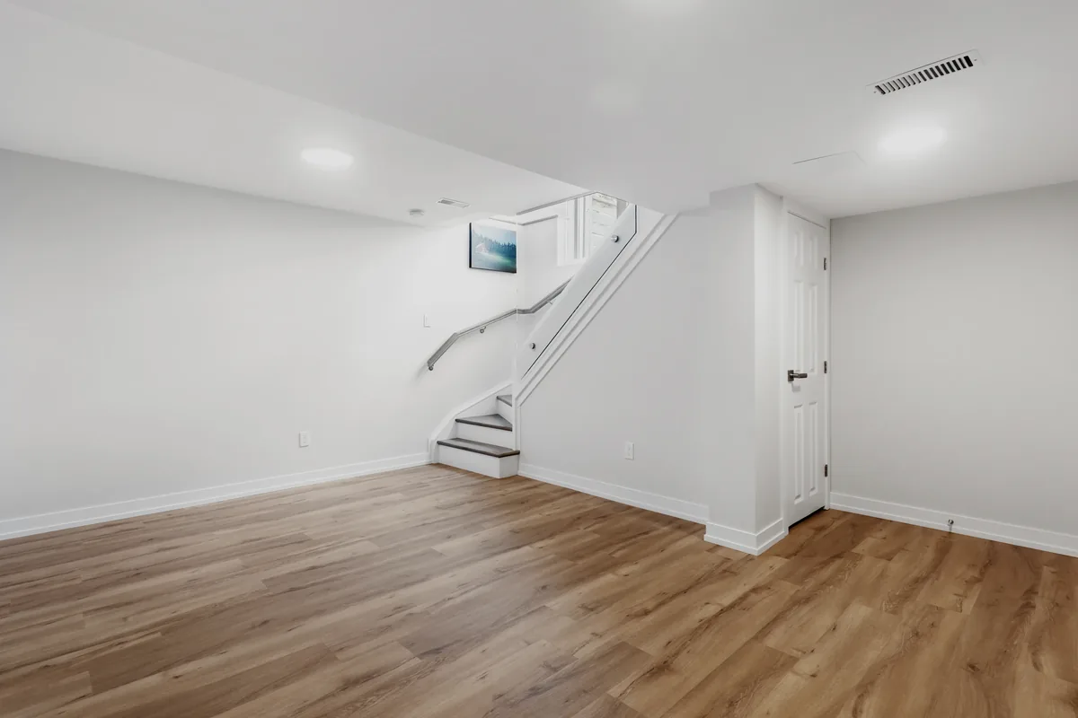 Florida contractor performing basement finishing construction work