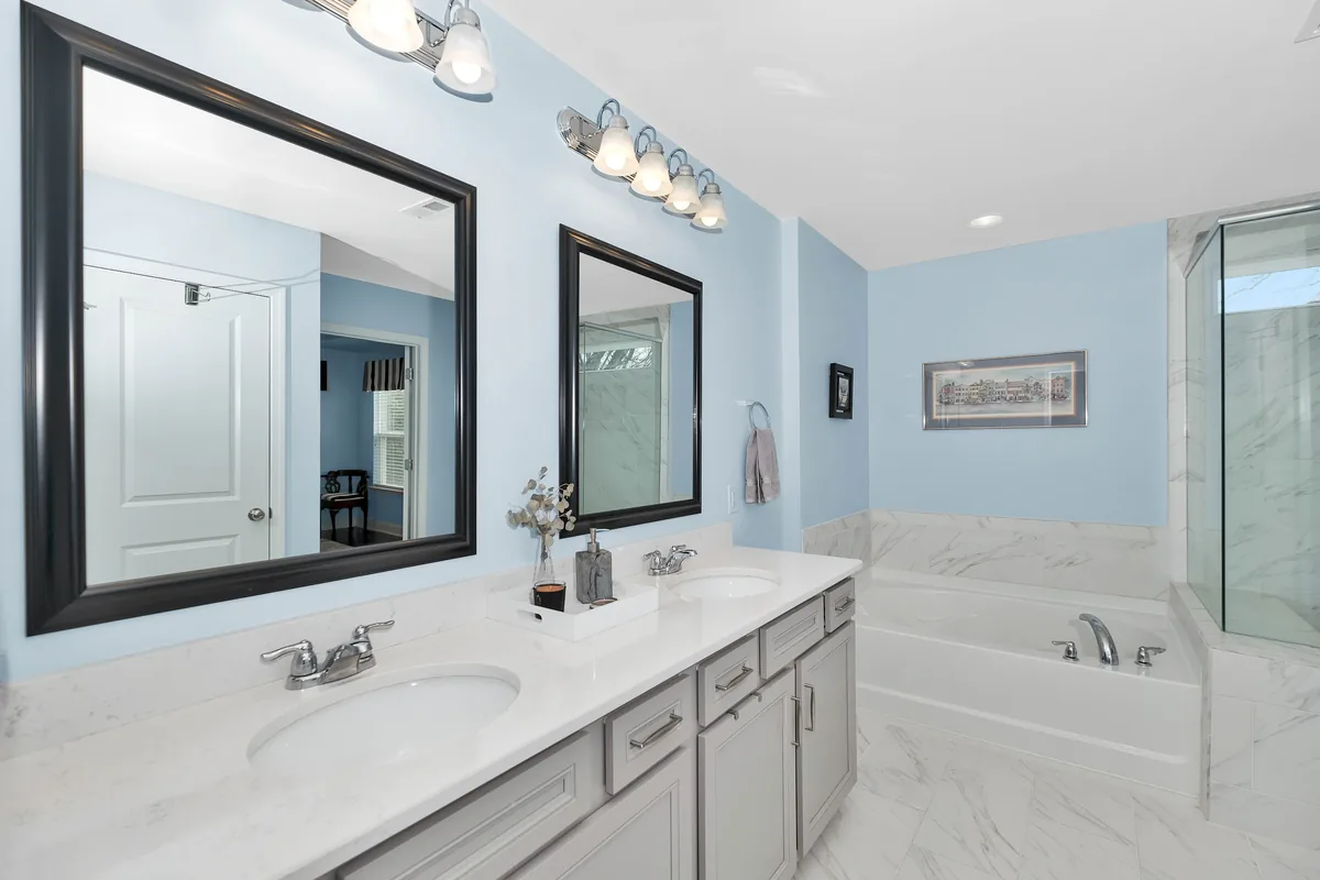 IWD Miami estimator performing on-site assessment for master bathroom remodel project