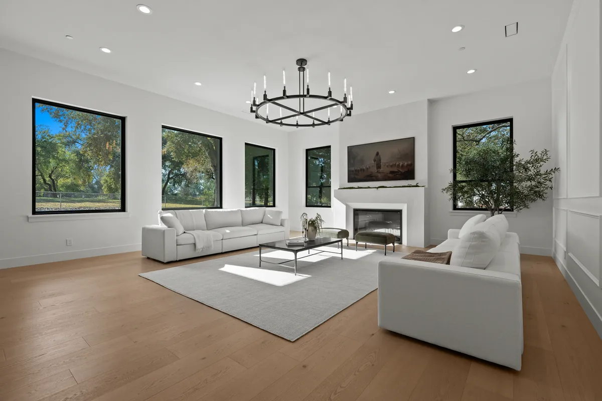 IWD Miami estimator performing on-site assessment for smart home installation project