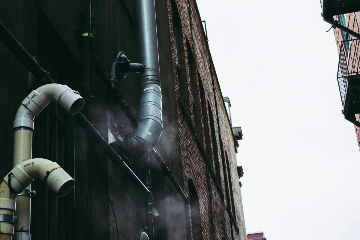 Licensed Florida contractor performing duct installation