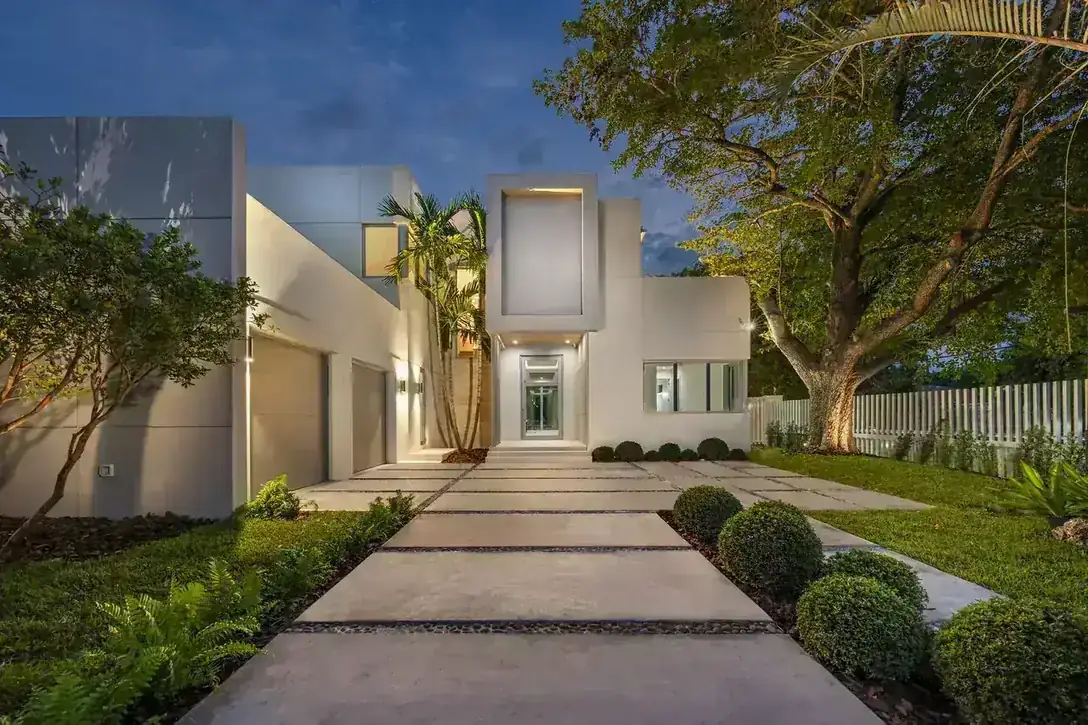 Skylight Installation Florida — IWD Miami, licensed Florida contractor